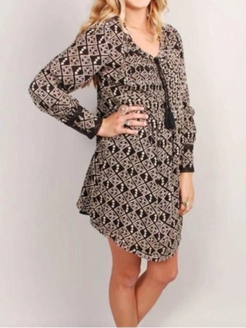 Free People Marlow pintuck dress Women Medium Black Tan Tassel Boho Raw Hem Mini
